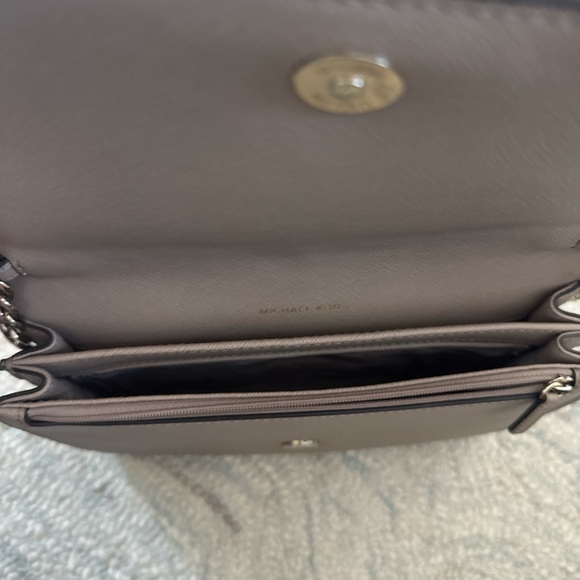 Michael Kors Beige and Brown Shoulder Bag - Picture 4 of 4